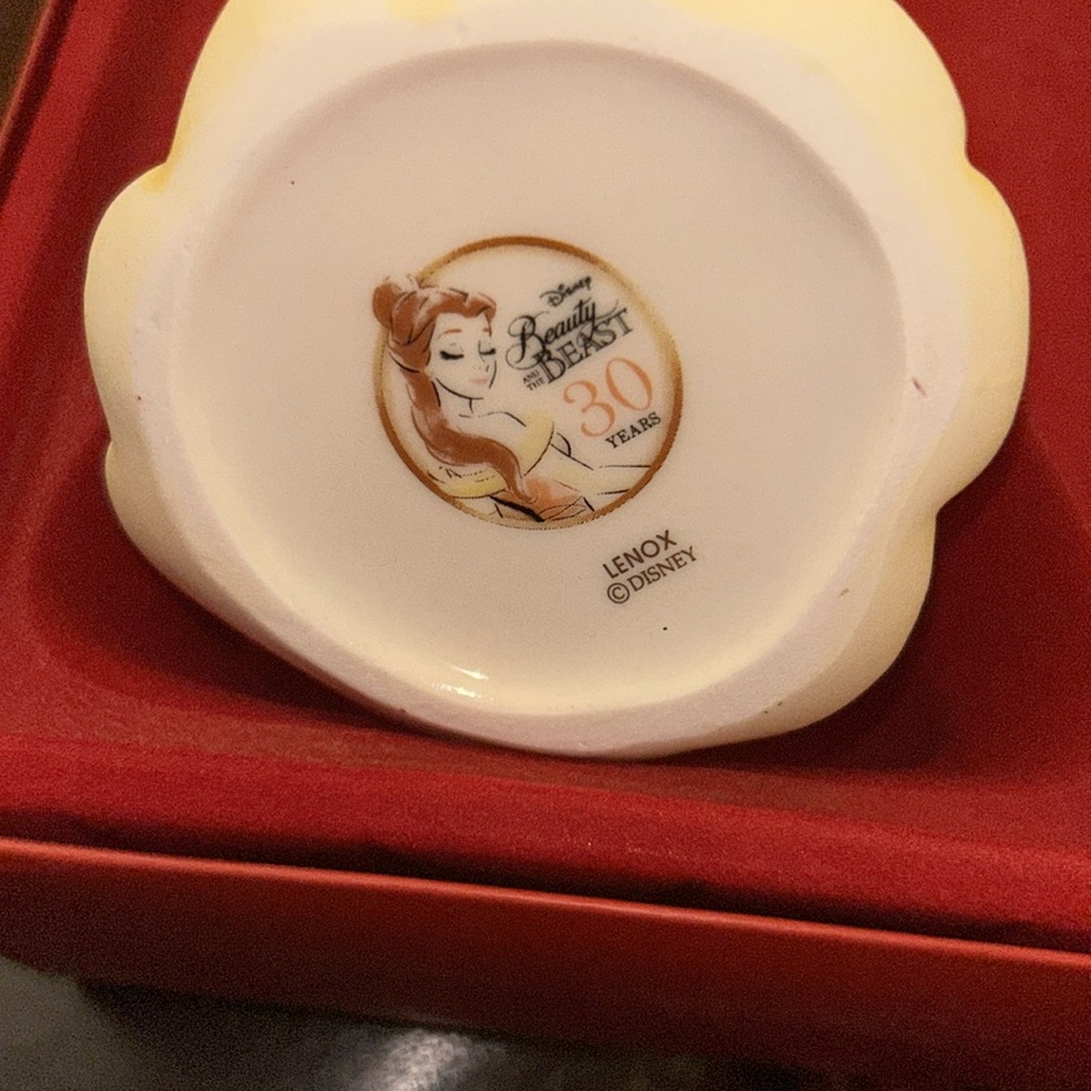 Belle Lenox ornament - Picture 4 of 9